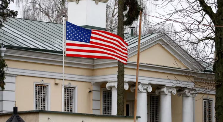 Estados Unidos pide a sus ciudadanos que eviten ir a Bielorrusia o que abandonen la nación de inmediato Estados Unidos pide a sus ciudadanos que eviten ir a Bielorrusia o que abandonen la nación de inmediato