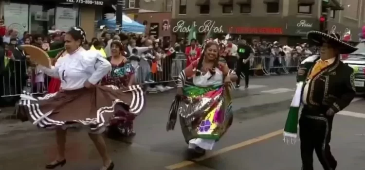 Alcalde de Chicago ah asistido al desfile de la Independencia mexicana por primera vez