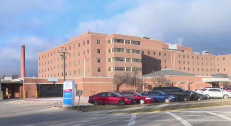 Hospital en Illinois se queda sin sala de trauma 