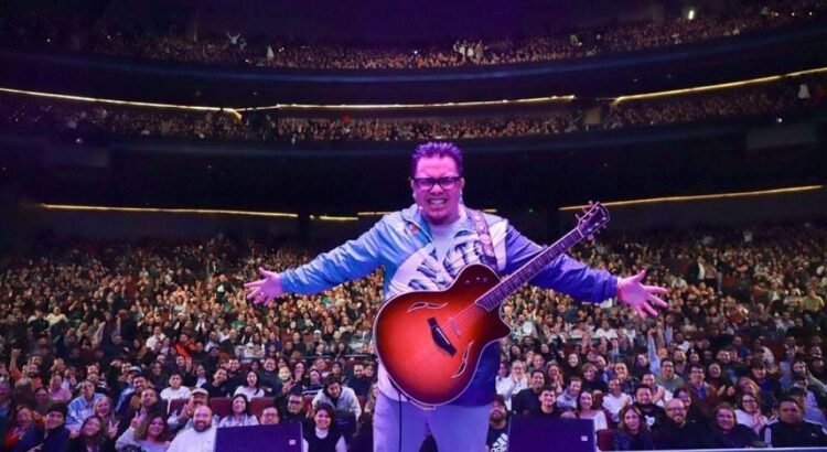 Premian a Franco Escamilla en el Encuentro Mundial de Humorismo de España Premian a Franco Escamilla en el Encuentro Mundial de Humorismo de España