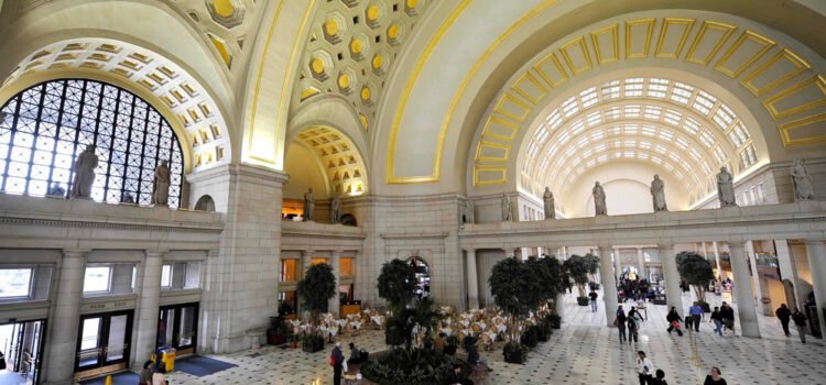 Amtrak celebra el centenario de la Estación Union de Chicago