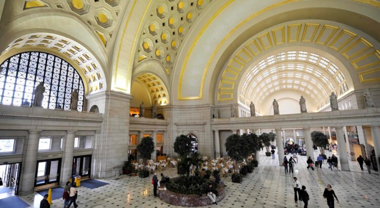 Amtrak celebra el centenario de la Estación Union de Chicago