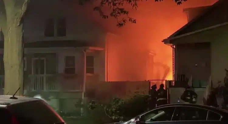 Comunidad ofrece recompensa de $7,500 por información sobre incendio mortal en West Side
