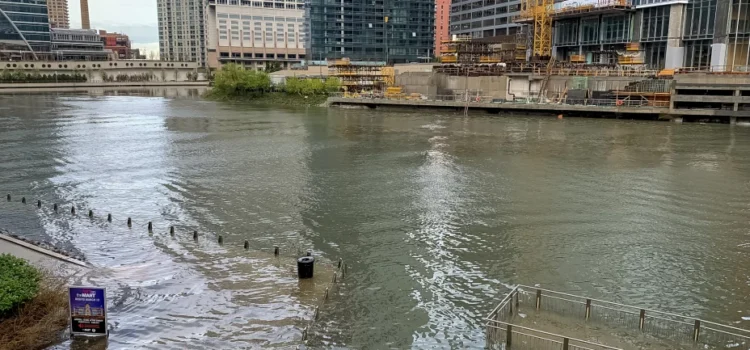 ¡Chicago en Alerta por inundaciones repentinas! Afectados miles de residentes debido a las lluvias intensas