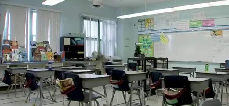 La Ciudad de Chicago, CPS y CTU Anuncian la Expansión de Escuelas Comunitarias Sostenibles