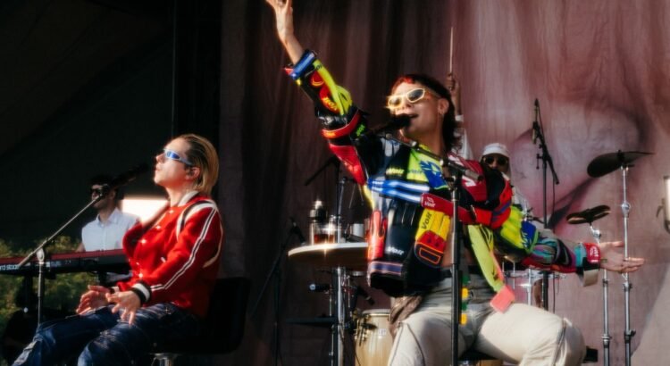 Ca7riel y Paco Amoroso sorprendieron a todos y brillaron en el Lollapalooza Chicago