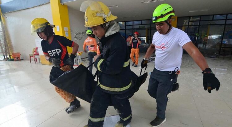 Al menos 32 muertos tras un terremoto de magnitud 6,9 en Filipinas