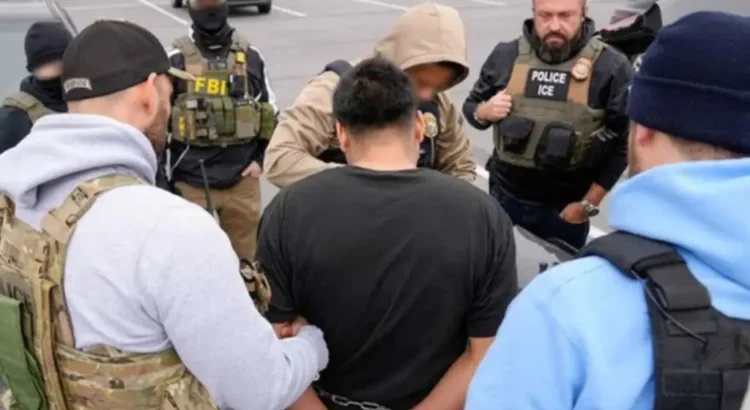 ICE detiene a más de 40 personas en Chicago durante operativo en vecindarios
