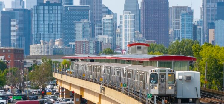 La CTA sigue el ejemplo de Metra tras la propuesta de aumento de tarifas